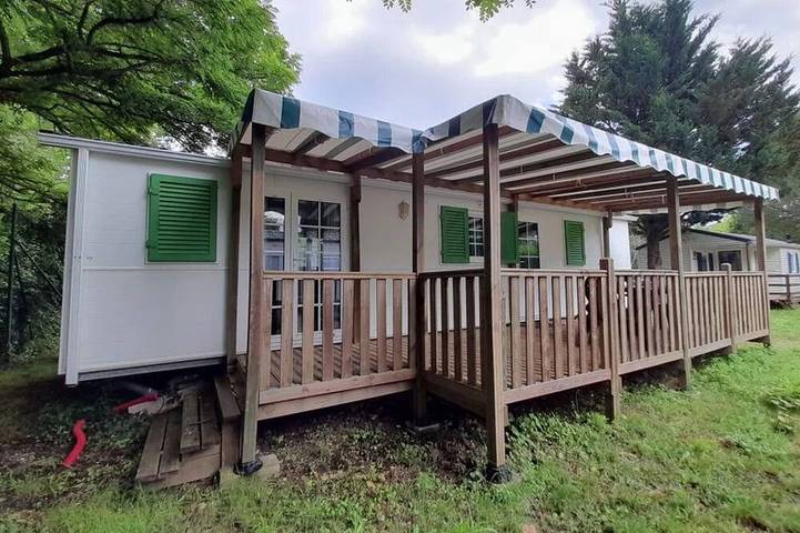 Mobil home pour 4 personnes dans Sireuil