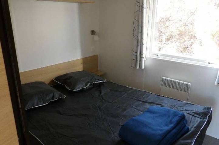 Gîte pour 4 personnes, avec terrasse et piscine à Saint-Sornin - 2