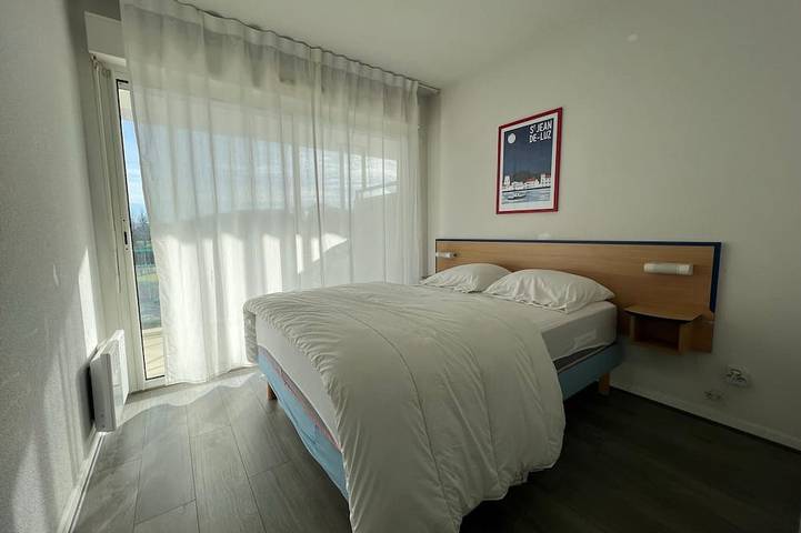 Gîte pour 4 personnes, avec Terrasse et Piscine dans Golf De La Nivelle - 2