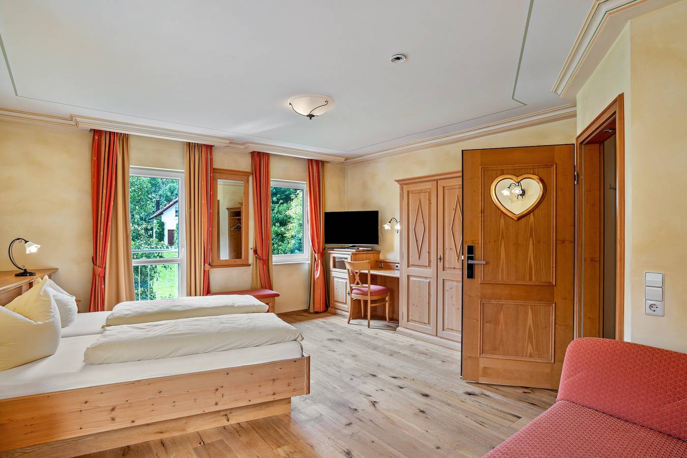 Habitación rural 'Heimatliebe' con vistas a la montaña, wifi y aire acondicionado in Bühlertal, Selva Negra Central