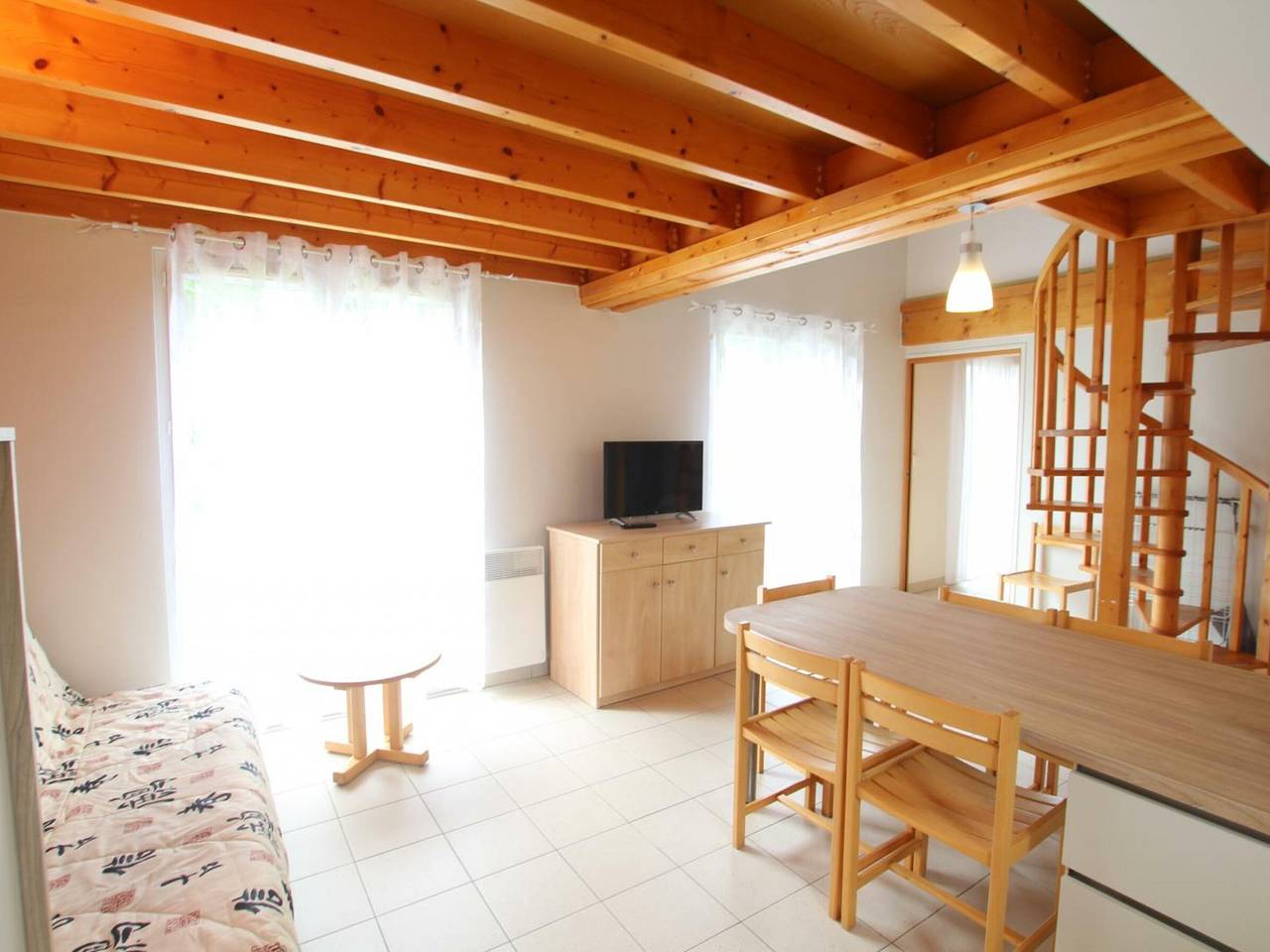 Maison à La Hague 3 chambres, terrasse, jardin, proche dunes et Gr223 in Biville, La Hague