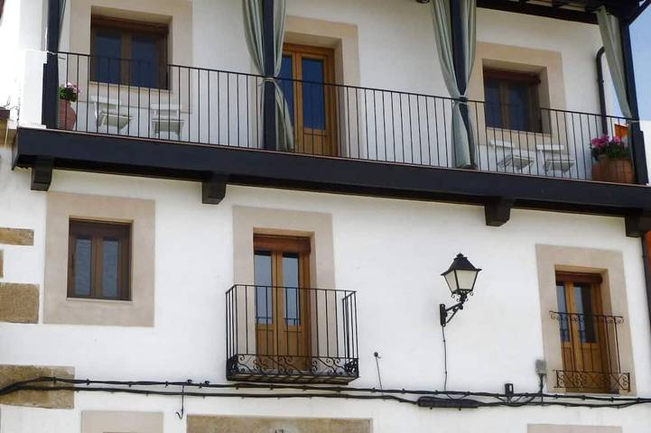 Holiday home for 10 people, with balcony, with pets - 1