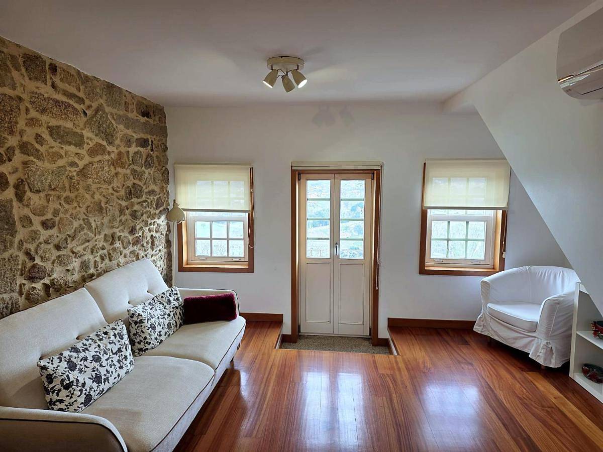 Apartamento inteiro, One-Bedroom Apartment in Valença, Distrito de Viana do Castelo