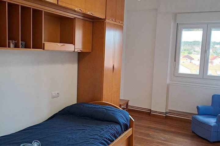 Ganze Wohnung, Torre Plaza 5. A spacious apartment in Boiro, beaches and terraces. in Boiro, Rías Baixas