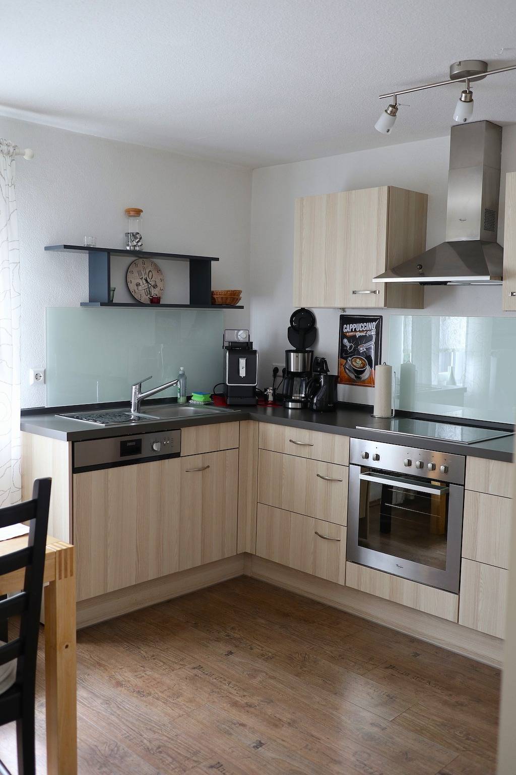 Ganze Wohnung, Ferienwohnung 'Am Brunnen' mit Gemeinschaftsterrasse, Gemeinschaftsgarten und Wi-Fi in Suedlicher Schwarzwald, Titisee-Neustadt