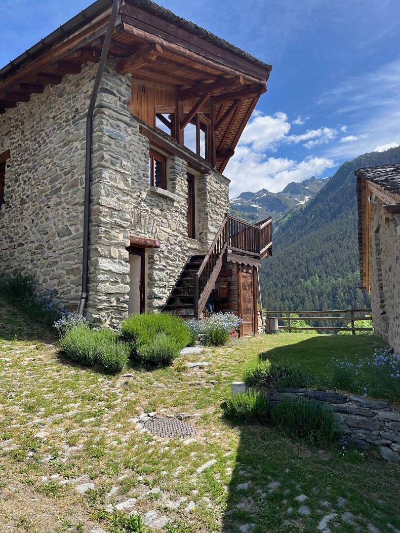 Chalet Du Chatelard in La Rosière, Montvalezan