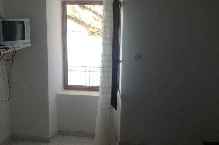 Ganze Wohnung, Ferienwohnung in der Erste Reihe zum Meer in Jablanac, Naturpark Velebit