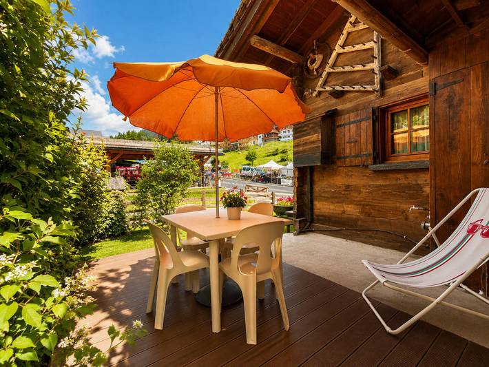 Gîte pour 4 personnes, avec Balcon et Terrasse dans Office De Tourisme De Notre Dame De Bellecombe