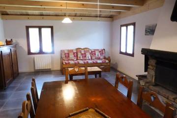 Chalet pour 8 Personnes dans Arêches, Beaufort (Rhône-Alpes), Photo 3