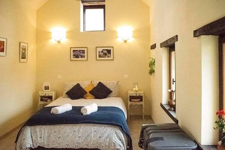 Gîte pour 6 personnes, avec jardin