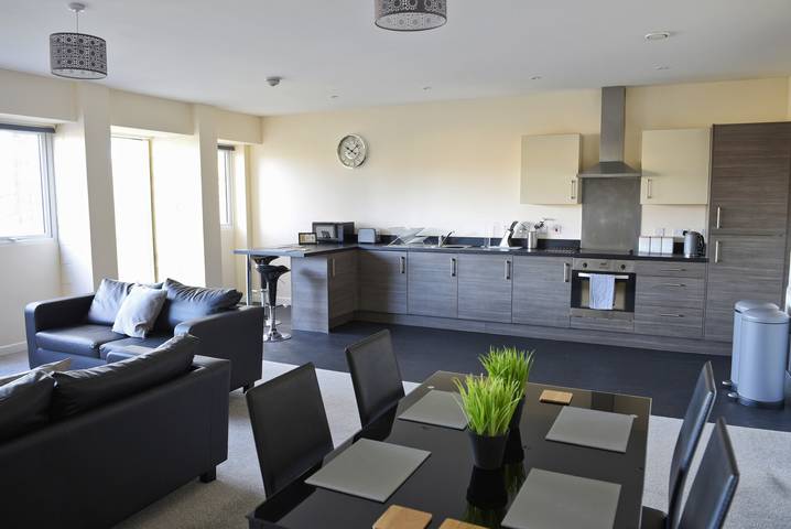 Apartamento entero, 2 Bed/2 Bath, Central East, Parking, (1st Flr) 29 in Ipswich, Suffolk