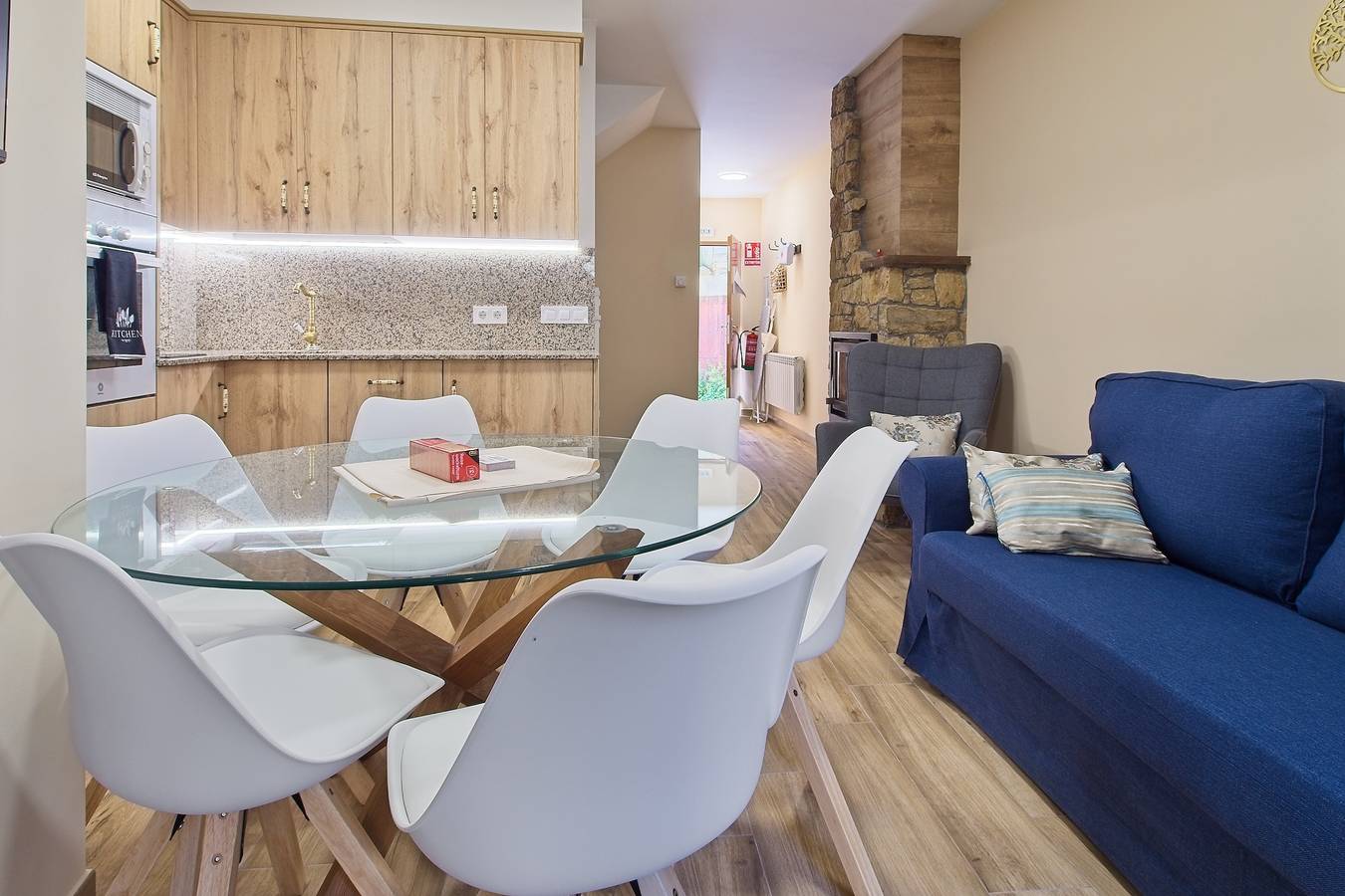 Maison de vacances 'Lago De Sanabria' avec vue montagne, jardin privé et balcon in San Justo, Province de Zamora