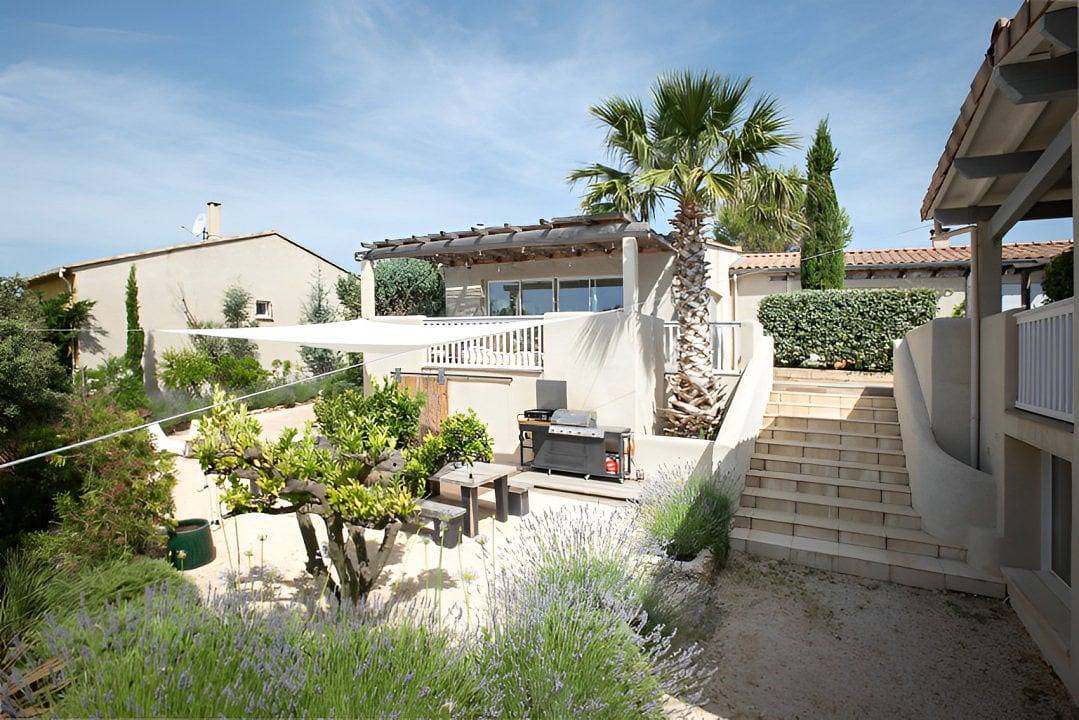 Chambres d'hôtes - piscine intérieure, sauna, jacuzzi. - Posto in Castillon-du-Gard, Région de Nîmes