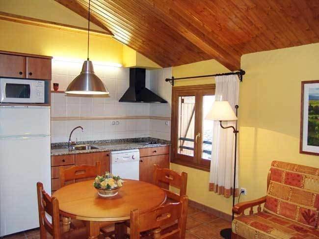 Casa rural para 4 personas, con balcón en Valle de Benasque - 2