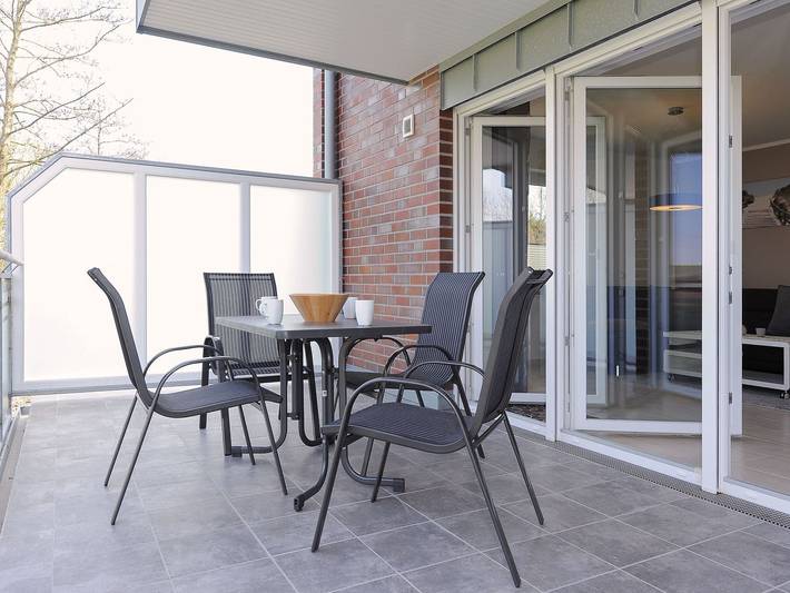Ferienwohnung für 4 Personen, mit Terrasse in Bensersiel - 2