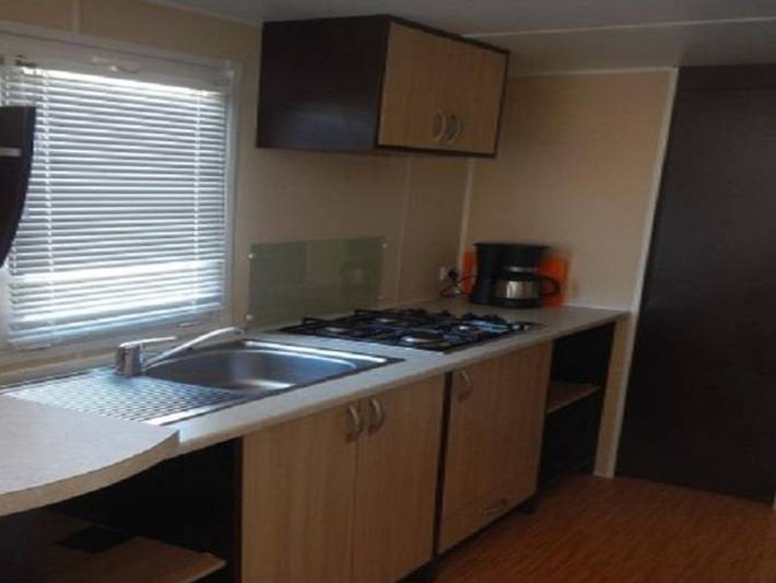 Camping pour 4 personnes, avec terrasse et piscine, animaux acceptés à Vendays-Montalivet - 4