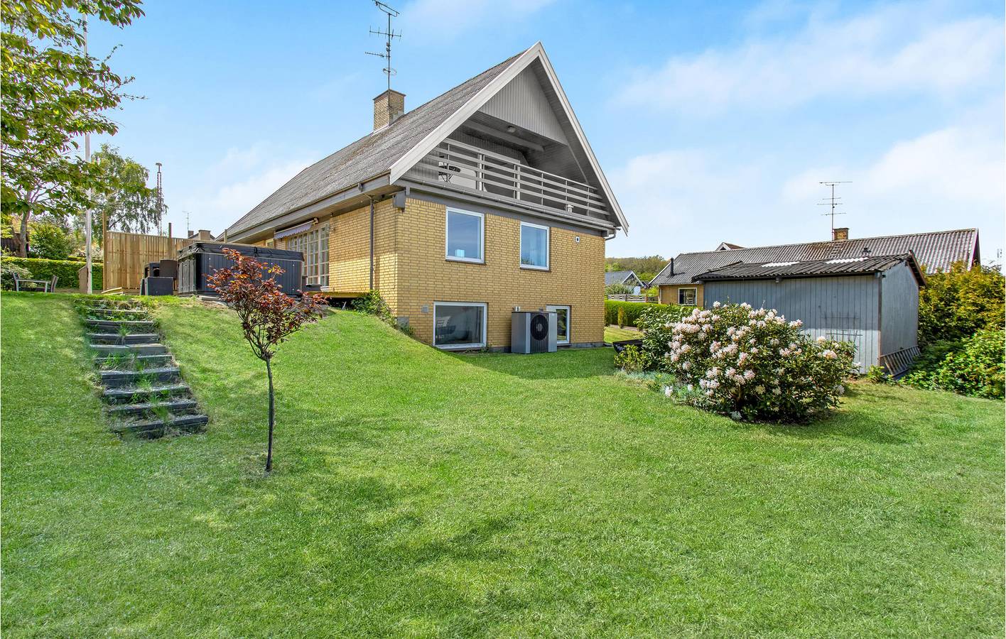 Ferieudlejning til 13 Personer i Tejn, Allinge-Sandvig