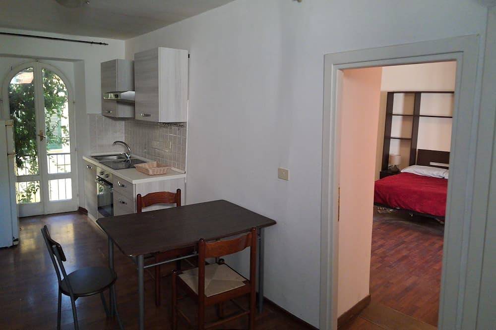 Appartamento intero, L'edera, graziosa maison a Tuscania, perfetta per due persone in Tuscania, Provincia di Viterbo