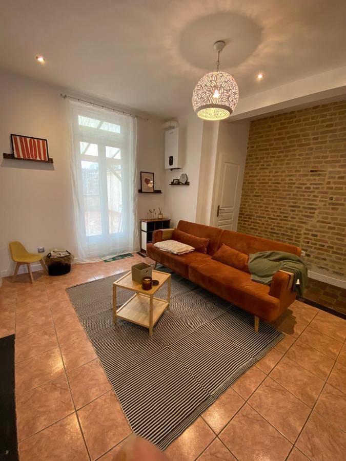 Two-Bedroom House in Vouziers, Ardennes