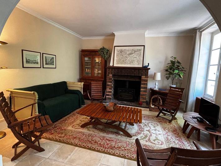Location de vacances pour 10 personnes, avec vue et jardin à Villeneuve-sur-Yonne - 3