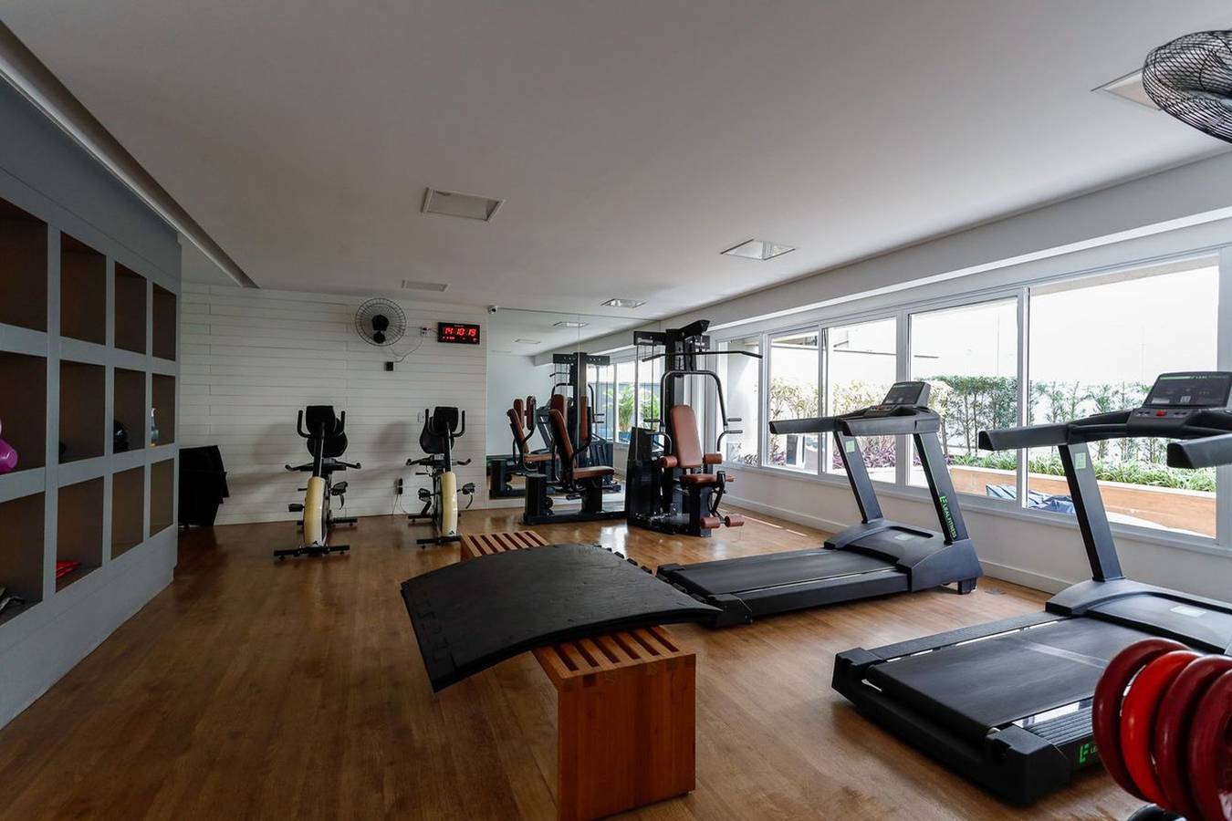 Appartamento intero, Studio c/ Piscina e Academia a 600m do Metrô in República, San Paolo (Brasile)