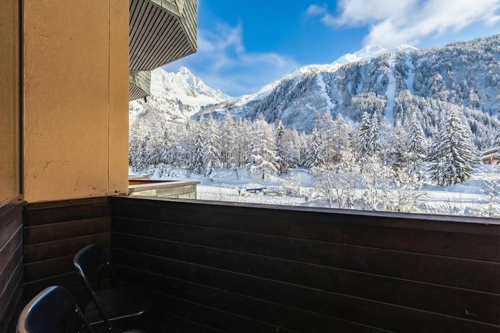 Appartement entier, Grand Roc C114 280m from Slopes, View, Parking & WiFi in Argentière, Chamonix-Mont-Blanc