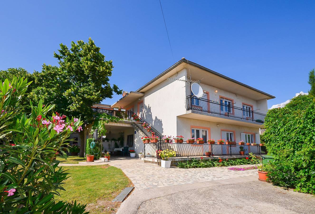 Appartamento vacanze a Kvarn a partire da 101€ a notte