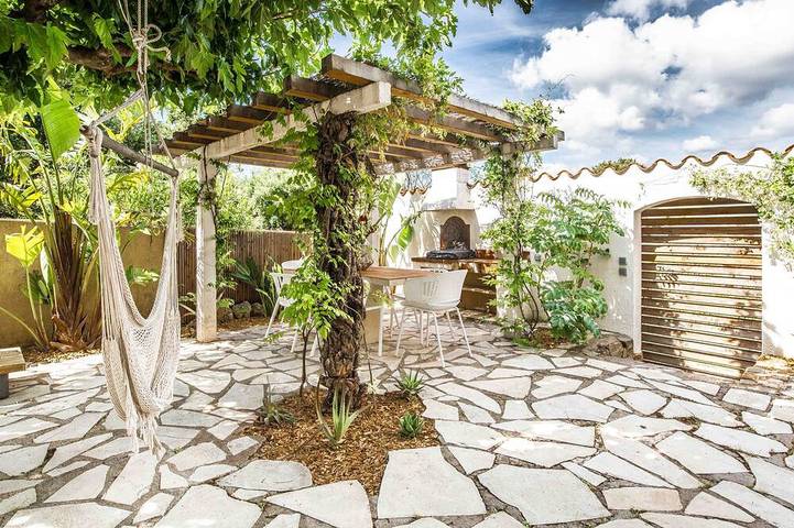 Gîte pour 7 personnes, avec jardin et terrasse