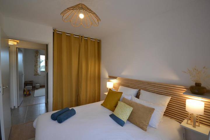 Location de vacances pour 6 personnes, avec vue et jardin à Plancoët - 3