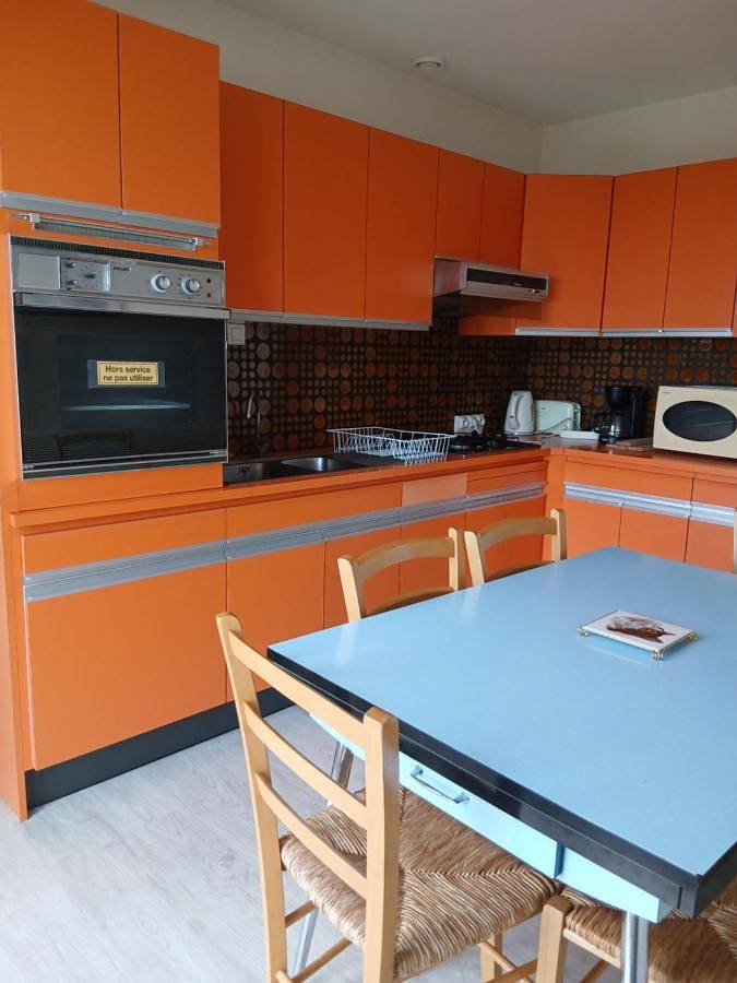 Location de vacances pour 6 personnes, avec Terrasse et Jardin à L'Absie