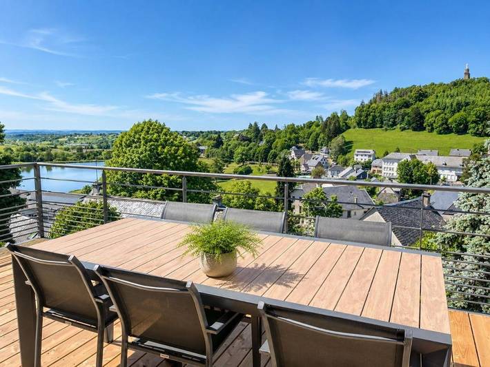 Casa de vacaciones para 5 personas, con vistas al lago además de balcón y vistas - 1