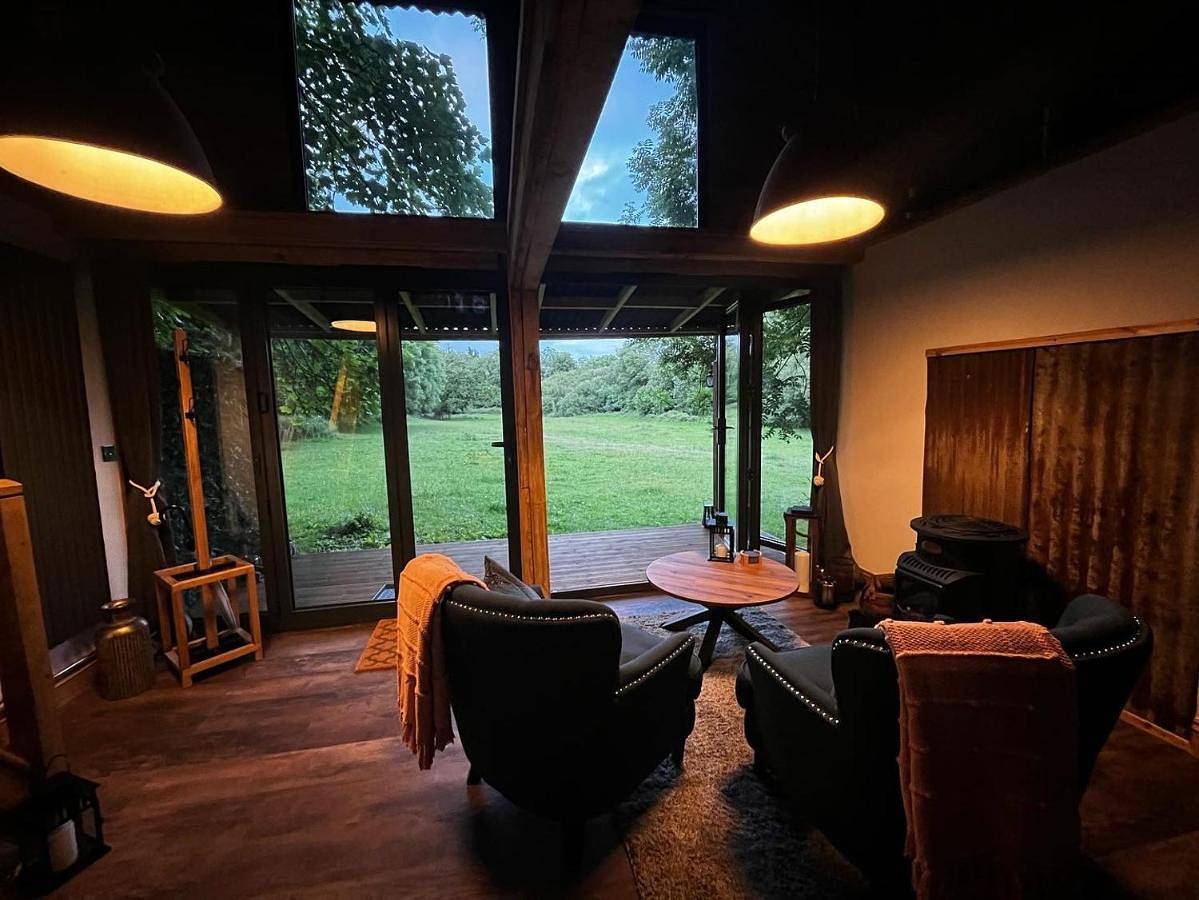 One-Bedroom House in Ringwood, Hampshire