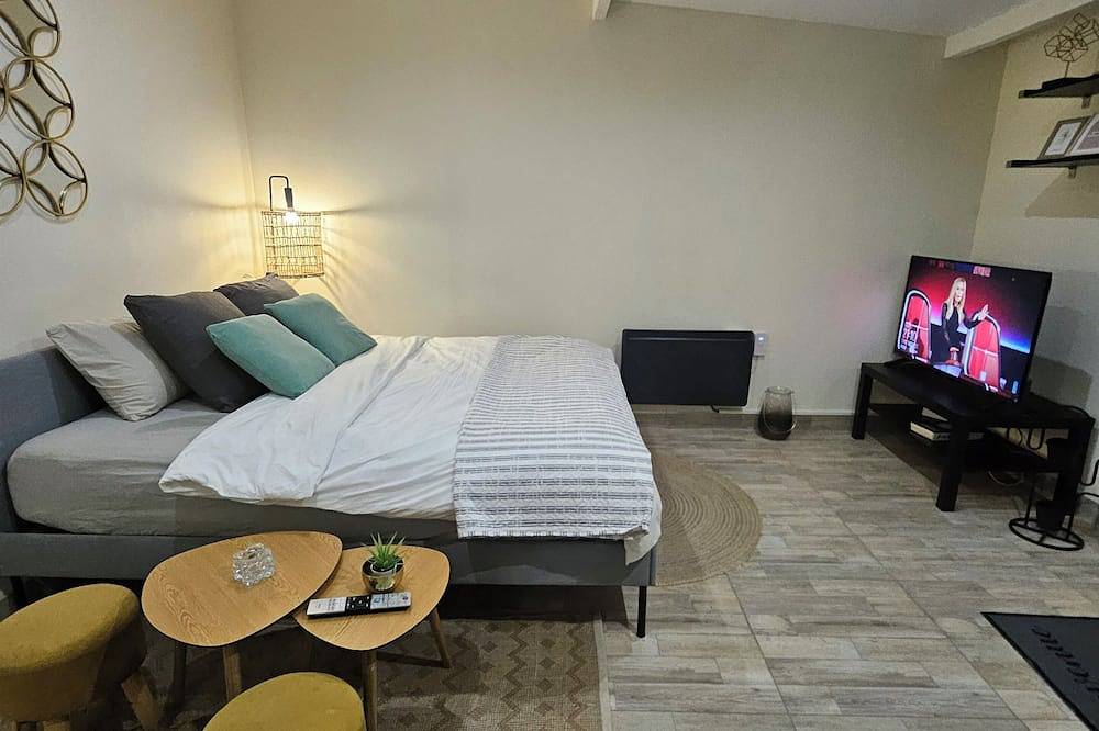 Ganze Wohnung, Cosy, comfortable studio! in Tremblay-en-France, Seine-Saint-Denis