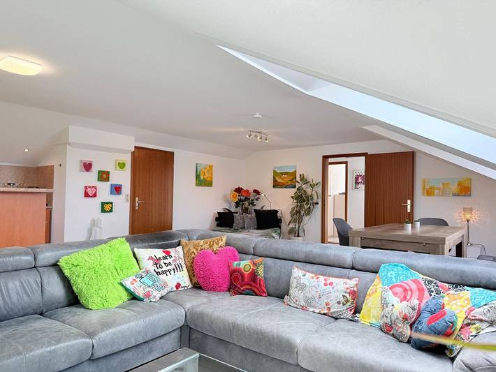 Ganze Wohnung, Gemütliches Ferienhaus am See mit herrlichem Berg- und Strandblick in Sipplingen, Region Bodensee-Oberschwaben