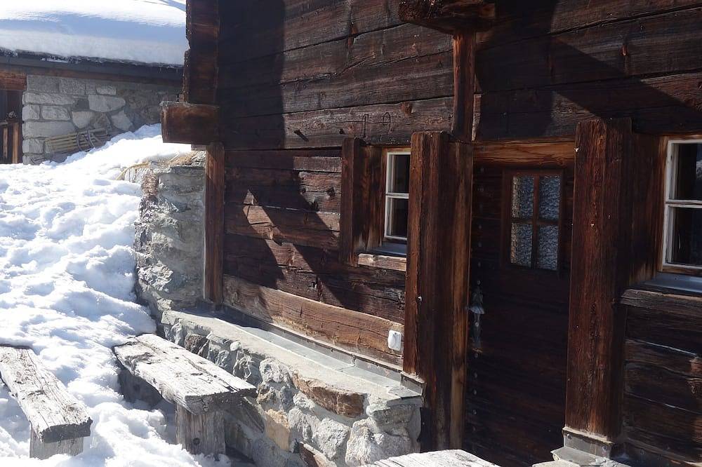 Beautiful chalet in 3918 Lauchernalp, Wiler, Valais in Wiler, Brig - Goms & Umgebung