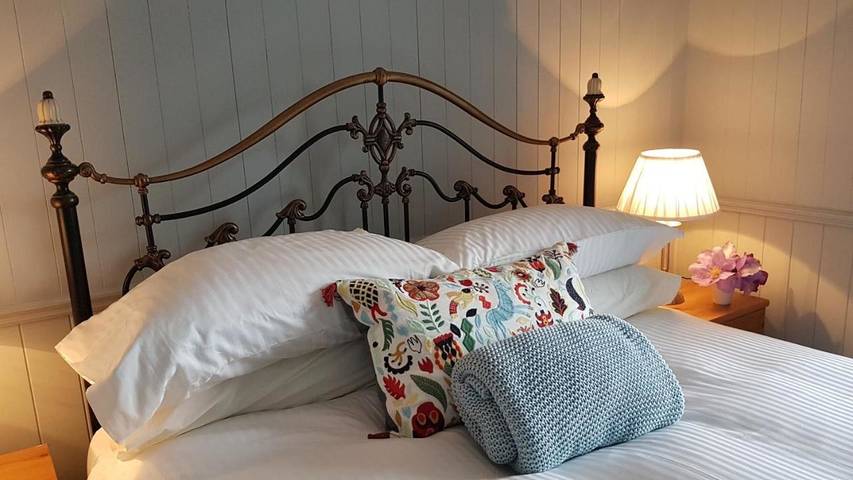 Location de vacances pour 6 personnes, avec Terrasse ainsi que Jardin et Vue dans Liscannor