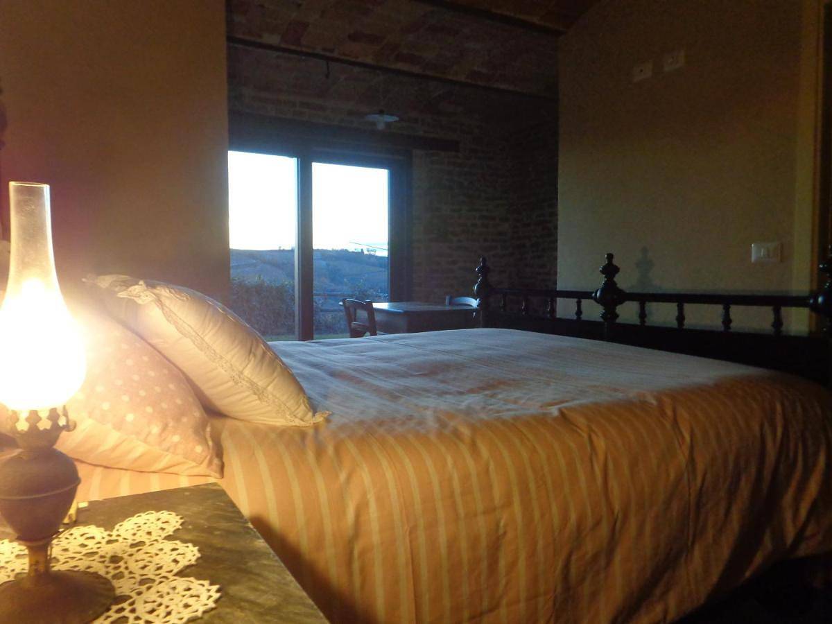 Cascina Romanino in Mango , Langhe