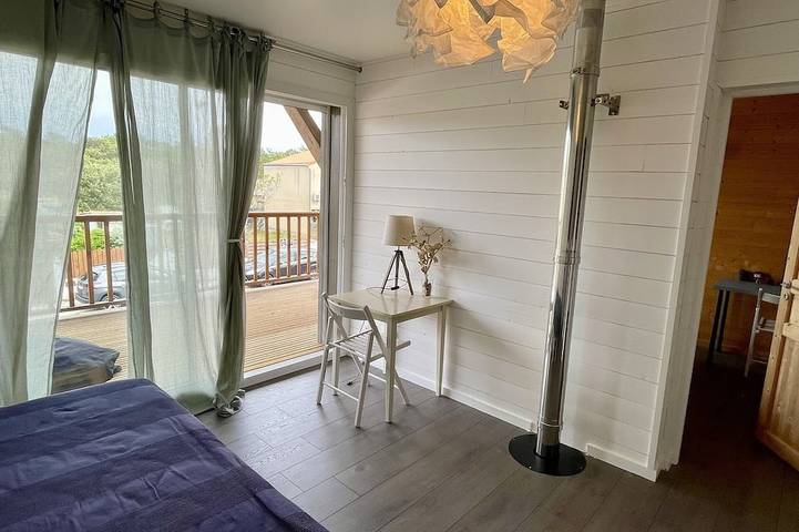 Nouvelle maison contemporaine avec jacuzzi à quelques pas de l'Océan in Hourtin, Région de Lesparre-Médoc
