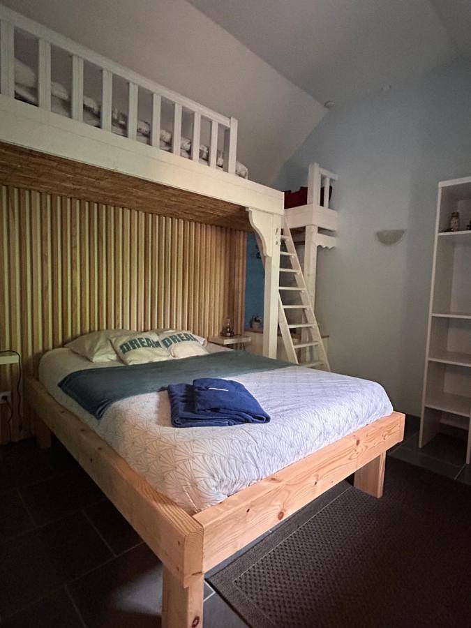 Location de vacances pour 2 personnes, avec jacuzzi à Les Préaux - 3