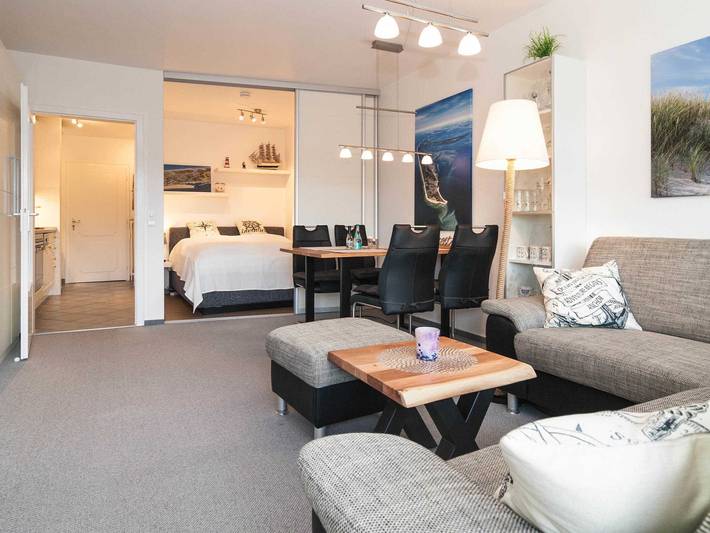 Ganze Ferienwohnung, Haus Dephin - Meerzeit in Strand Hörnum, Hörnum