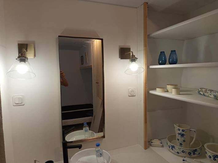 Location de vacances pour 2 personnes, avec terrasse ainsi que jardin et piscine à Villeneuve-Minervois - 2