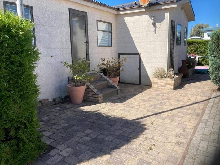 Ferienhaus für 4 Personen, mit Terrasse und Garten sowie Kinderpool und Pool in Elburg