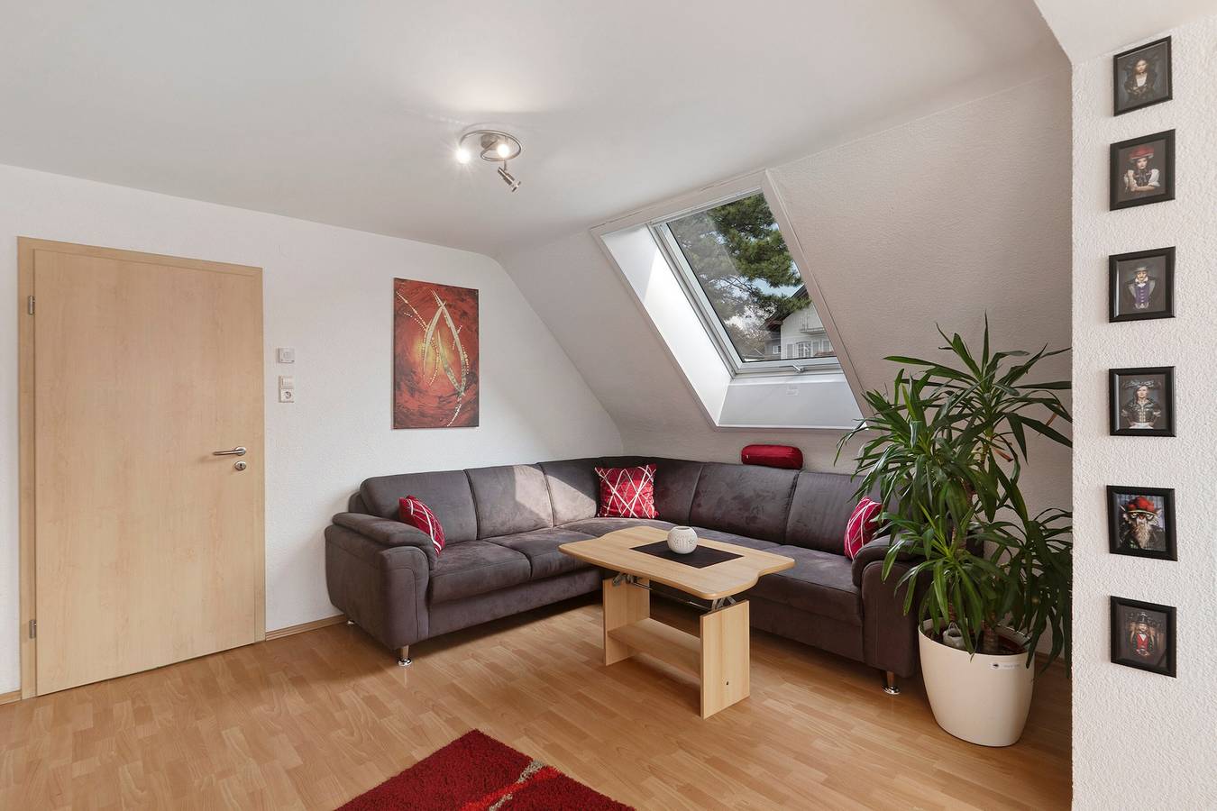 Ganze Wohnung, Ferienwohnung 'Trauerweide' mit Balkon und Wi-Fi in Europa-Park, Ringsheim