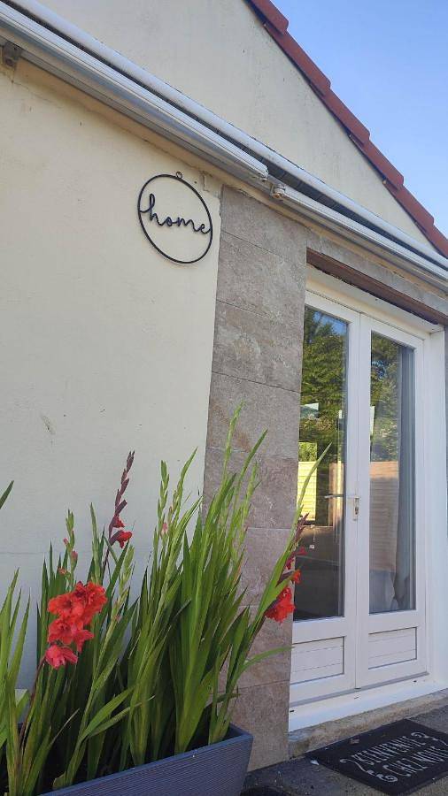 Location de vacances pour 7 personnes, avec terrasse et jardin à Landeronde - 3