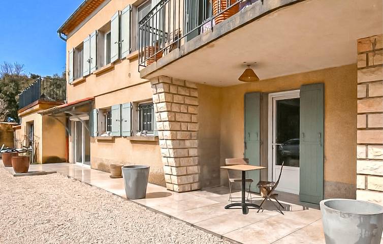 Gîte pour 4 personnes, avec Terrasse et Jardin à Orange - 2