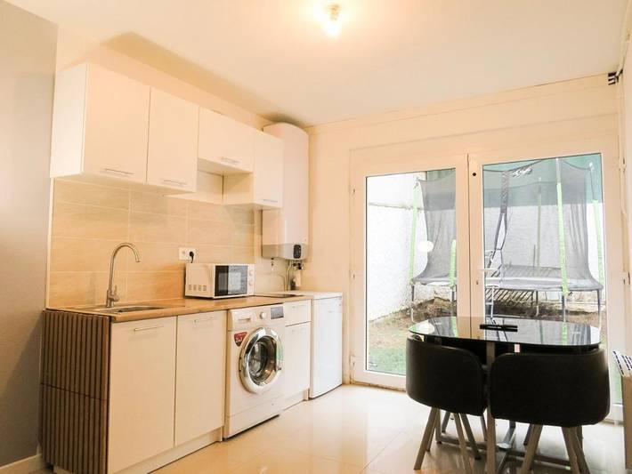 Gîte pour 4 personnes, avec Terrasse et Jardin à Orly (Île de France)