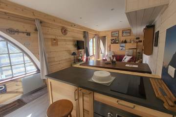 Gîte pour 3 personnes, avec jardin à Briançon
