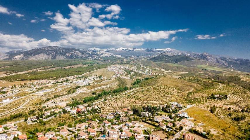 Chalet para 19 personas, con jardín y piscina para niños además de vistas y piscina en Vega de Granada - 4