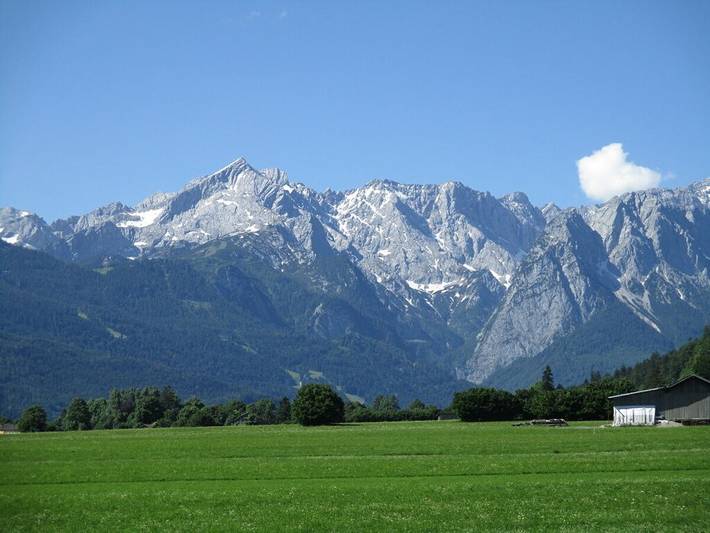 Ferienwohnung mit 2 Schlafzimmer in Farchant, Bayerische Alpen