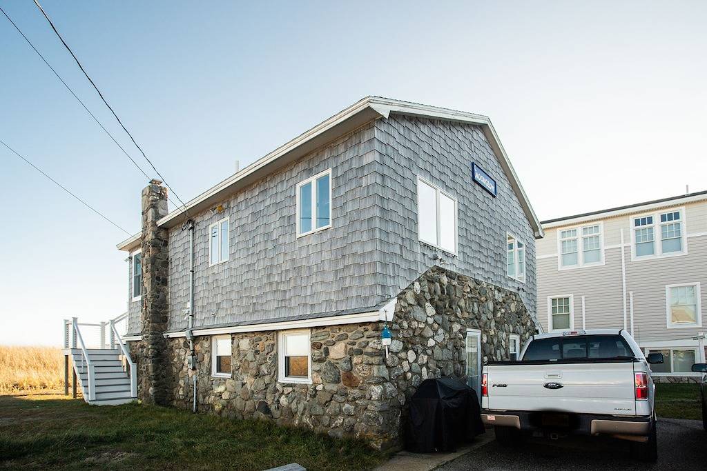 The Moonglow! A beautiful ocean view house in Biddeford! in Biddeford, York County